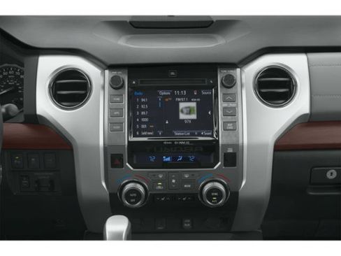 Used 2018 Toyota Tundra Limited w/ Limited Premium Package AWD/4WD image 10