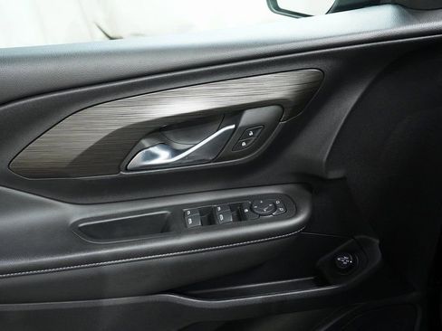 Used 2022 GMC Terrain SLE w/ Driver Convenience Package image 22