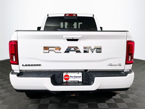 Used 2026 RAM 2500 Laramie AWD/4WD image 7