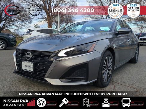 Used 2025 Nissan Altima 2.5 SV w/ SV Premium Package image 8