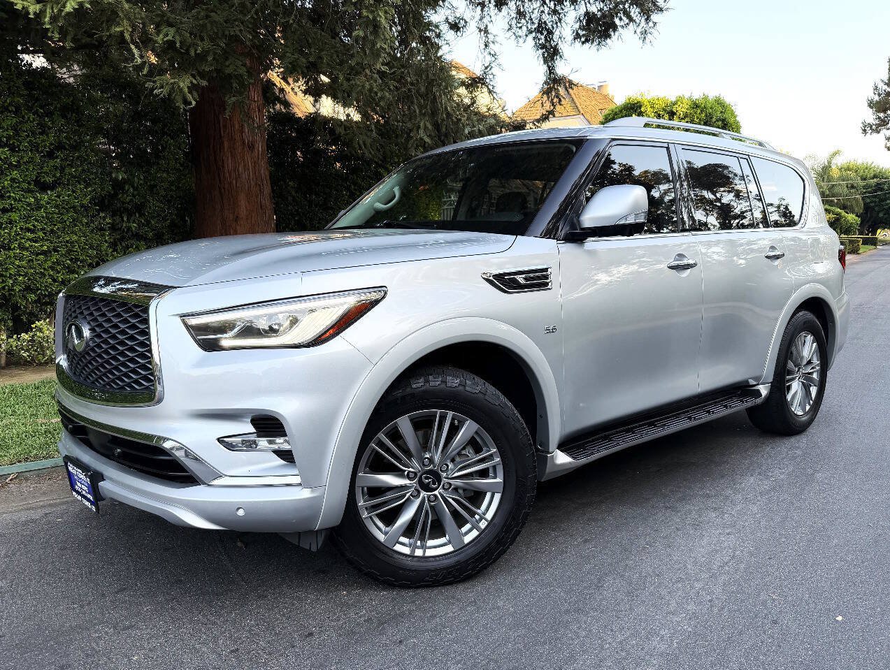 Used 2020 INFINITI QX80 Luxe w/ Proassist Package AWD/4WD image 4