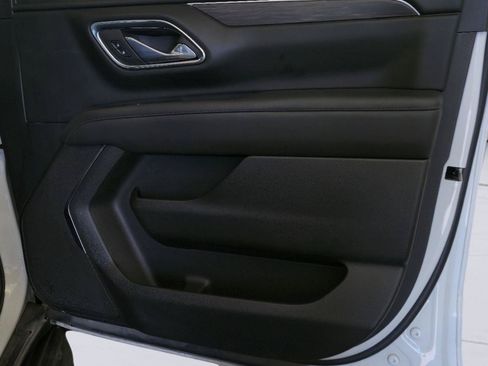 Used 2024 Chevrolet Tahoe LS RWD image 23