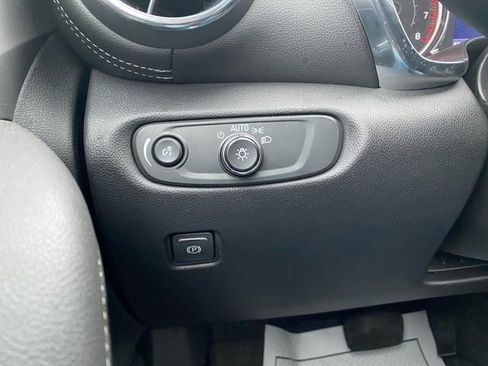 Used 2023 Chevrolet Blazer LT w/ Convenience Package image 24