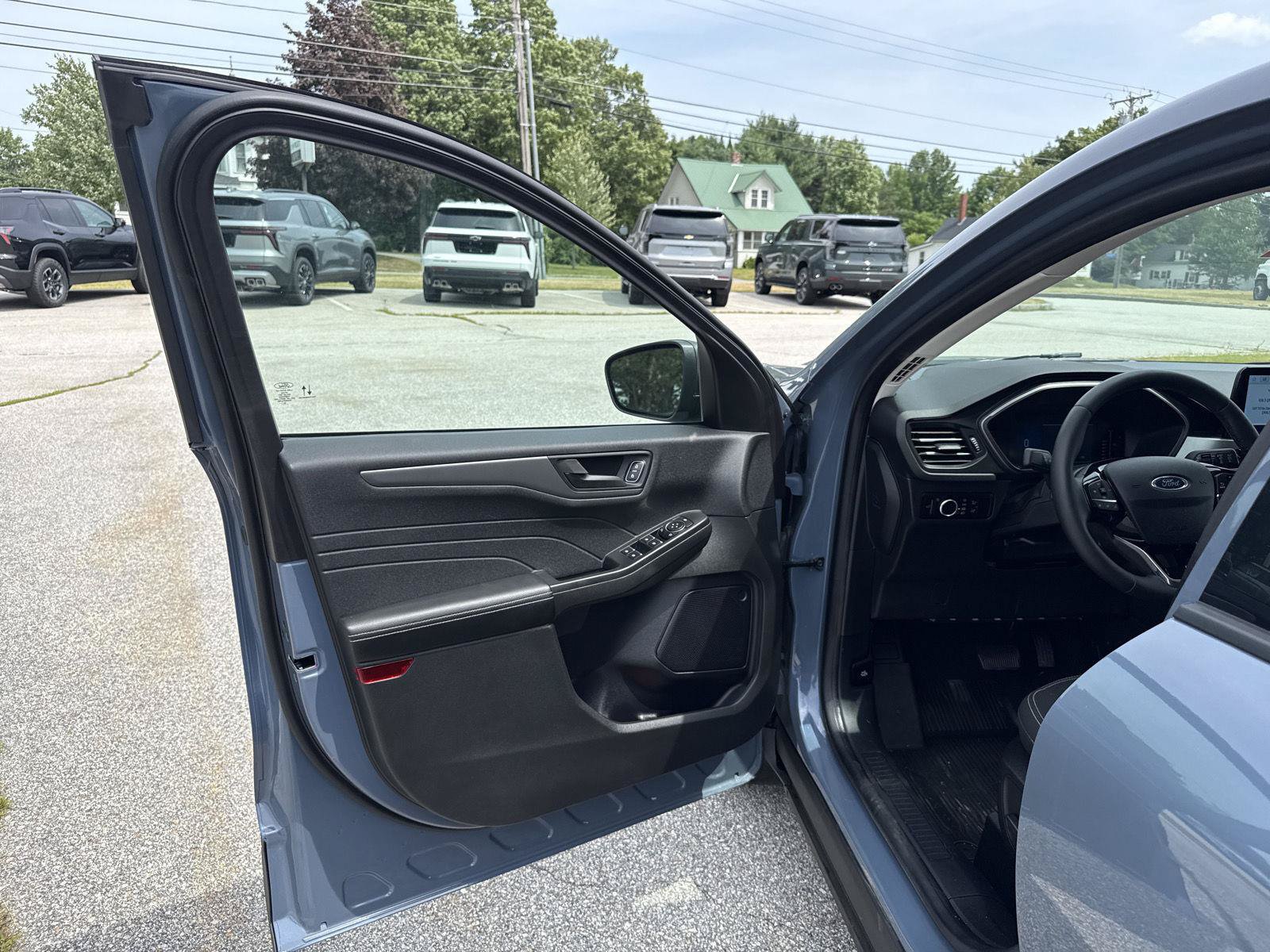 Used 2023 Ford Escape Active AWD/4WD image 9