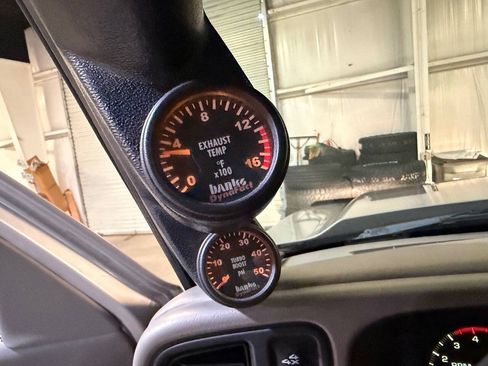 Used 2005 Chevrolet Silverado 3500 LT w/ Heavy-Duty Power Package AWD/4WD image 30