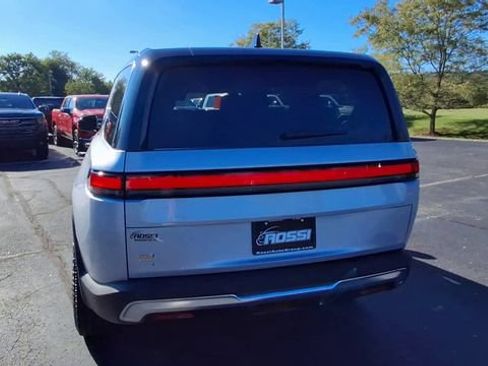 Used 2023 Rivian R1S Adventure Quad AWD/4WD image 7