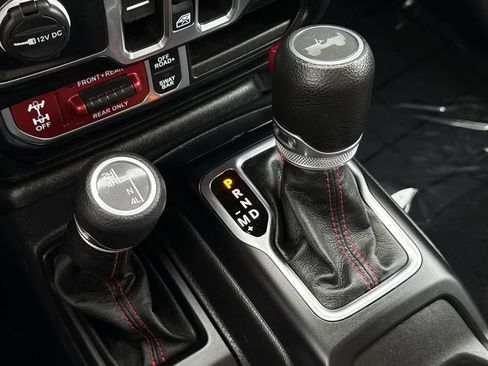 Used 2023 Jeep Wrangler Unlimited Rubicon image 20