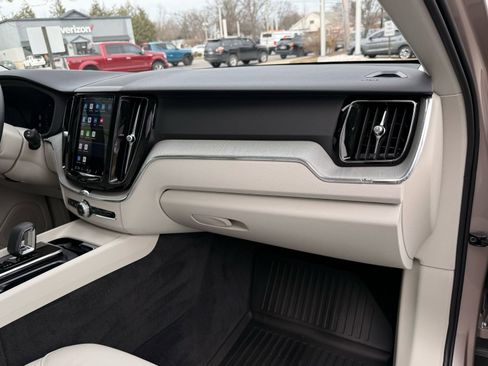 Used 2025 Volvo XC60 T8 Plus w/ Protection Package Premier image 24
