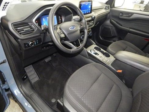 Used 2024 Ford Escape Active image 14