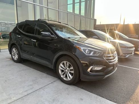 Used 2018 Hyundai Santa Fe Sport 2.0T AWD/4WD image 2