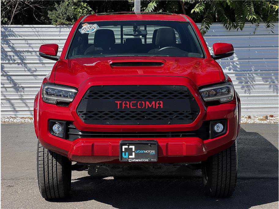 Used 2016 Toyota Tacoma TRD Sport AWD/4WD image 7