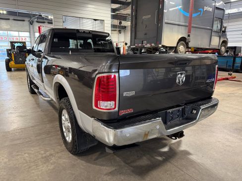 Used 2016 RAM 2500 Laramie AWD/4WD image 28