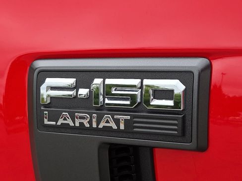 Certified 2022 Ford F150 Lariat w/ Equipment Group 502A High AWD/4WD image 9