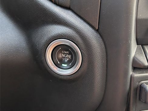 Used 2021 GMC Sierra 1500 AT4 w/ AT4 Value Package image 28