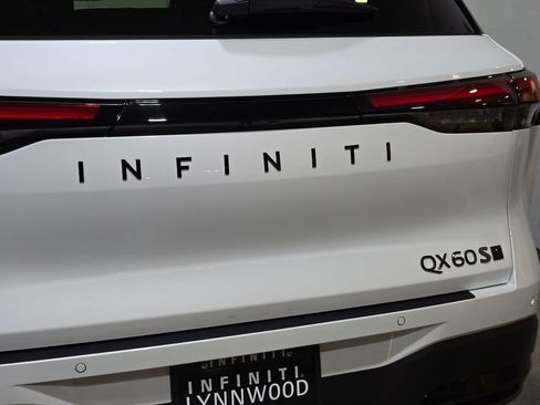 New 2026 INFINITI QX60 Sport w/ Dark Cargo Package image 30