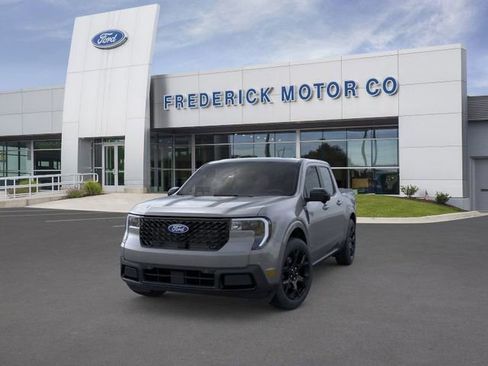 New 2026 Ford Maverick Lariat w/ Black Appearance Package image 2
