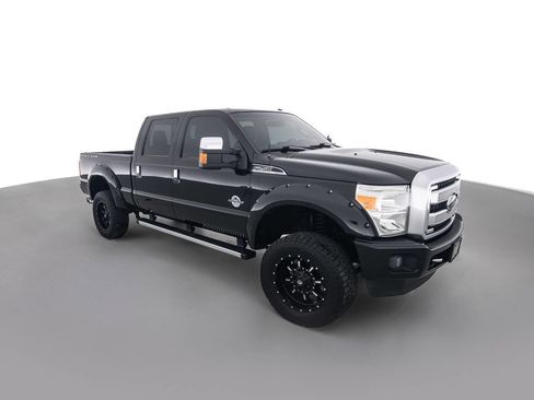 Used 2015 Ford F250 Platinum w/ FX4 Off-Road Package AWD/4WD image 3