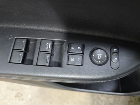 Used 2017 Honda Accord Sport image 27