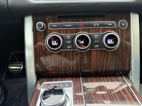 Used 2017 Land Rover Range Rover Supercharged image 9