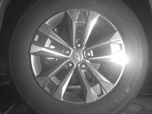 Used 2025 Chevrolet Equinox LT image 14