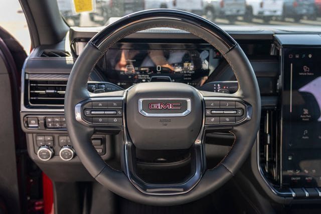 Used 2026 GMC Yukon AT4 w/ AT4 Premium Plus Package AWD/4WD image 32