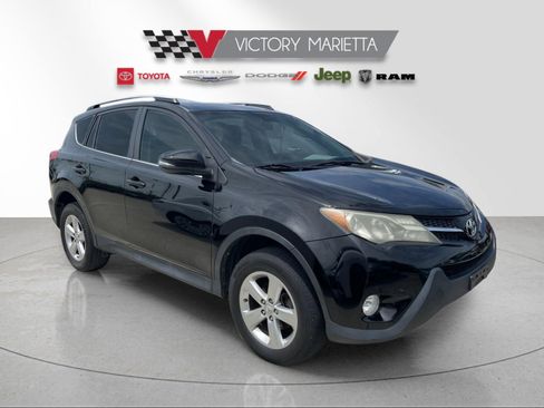 Used 2013 Toyota RAV4 XLE AWD/4WD image 5