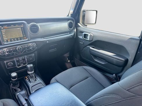 Used 2023 Jeep Wrangler Unlimited w/ Cold Weather Group AWD/4WD image 25