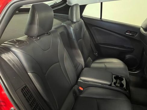 Used 2018 Toyota Prius Prime Premium w/ Carpet Mat Package FWD image 13