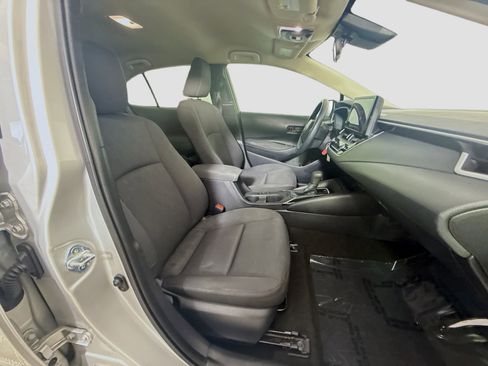 Used 2024 Toyota Corolla LE FWD image 28