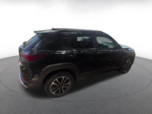 Used 2025 Chevrolet TrailBlazer LT FWD image 15