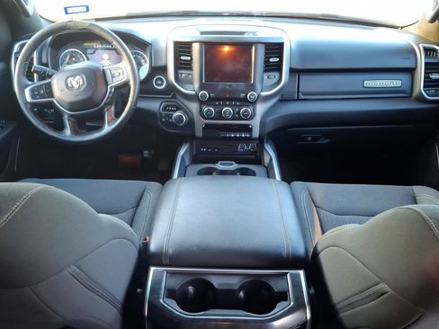 Used 2019 RAM 1500 Big Horn AWD/4WD image 14