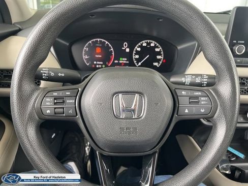 Used 2023 Honda HR-V LX image 23