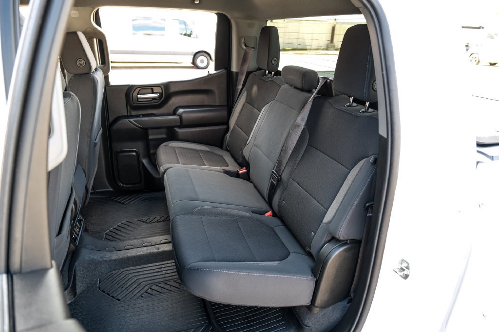 Used 2021 Chevrolet Silverado 1500 LT AWD/4WD image 41