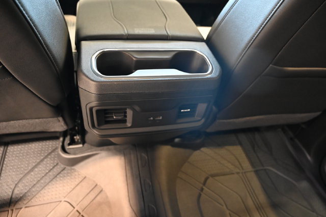 New 2026 Chevrolet Silverado 1500 RST w/ Redline Edition AWD/4WD image 28