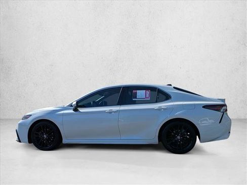 Used 2023 Toyota Camry XSE image 9