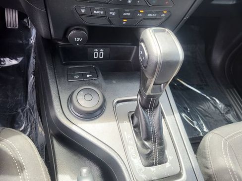 Used 2023 Ford Ranger XLT w/ Equipment Group 301A Mid AWD/4WD image 24