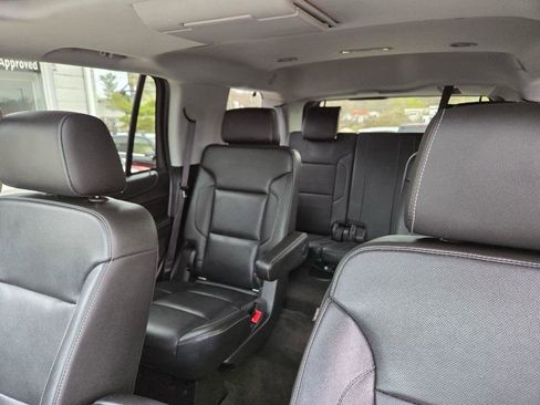 Used 2018 GMC Yukon SLT w/ Open Road Package AWD/4WD image 11