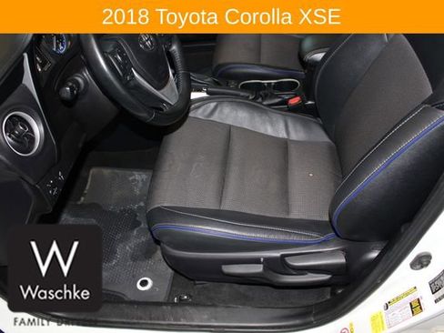 Used 2018 Toyota Corolla SE w/ Carpet Mat Package (TMS) image 21