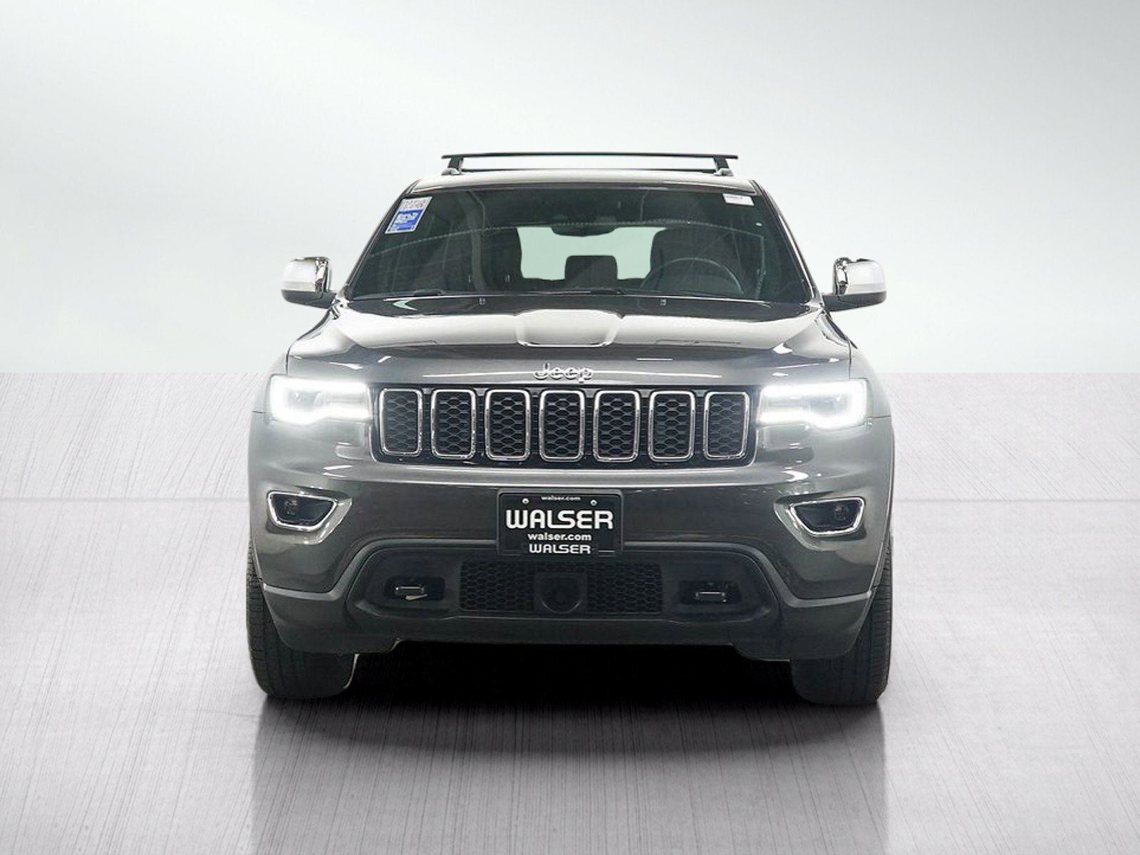 Used 2021 Jeep Grand Cherokee Laredo AWD/4WD image 8