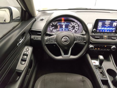 Used 2020 Nissan Altima 2.5 S FWD image 22