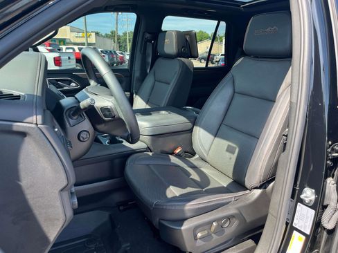 Used 2024 Chevrolet Tahoe High Country image 14