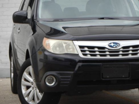 Used 2011 Subaru Forester 2.5X Premium w/ All-Weather Pkg image 7