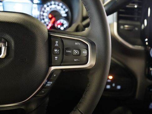 New 2026 RAM 2500 Big Horn AWD/4WD image 16