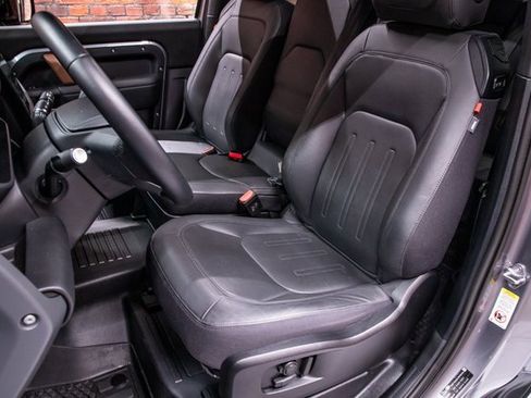 Used 2023 Land Rover Defender 90 X image 19