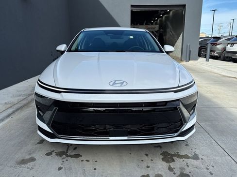 New 2026 Hyundai Sonata SE FWD image 9