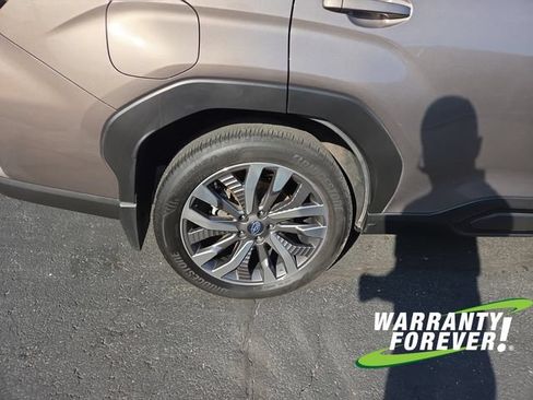 Used 2025 Subaru Forester Touring AWD/4WD image 21