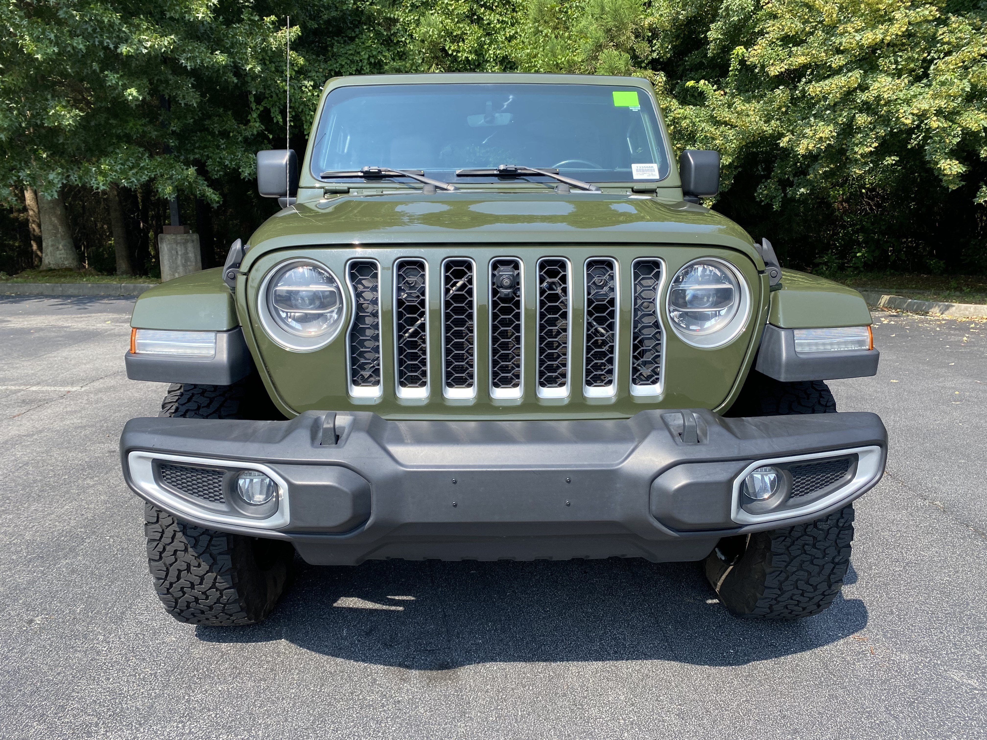 Used 2021 Jeep Wrangler Unlimited Sahara AWD/4WD image 3
