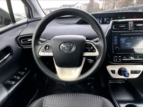 Used 2017 Toyota Prius Two w/ Prius Two Safety Plus Package image 5