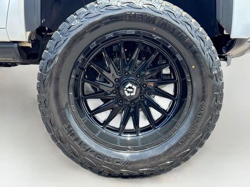 Used 2024 GMC Sierra 2500 Denali w/ Denali Reserve Package AWD/4WD image 40