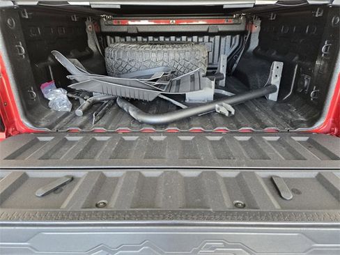 Used 2024 Chevrolet Colorado ZR2 w/ ZR2 Bison Edition image 13